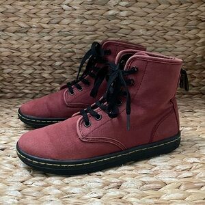Dr. Martens Shoreditch Combat Boots‎